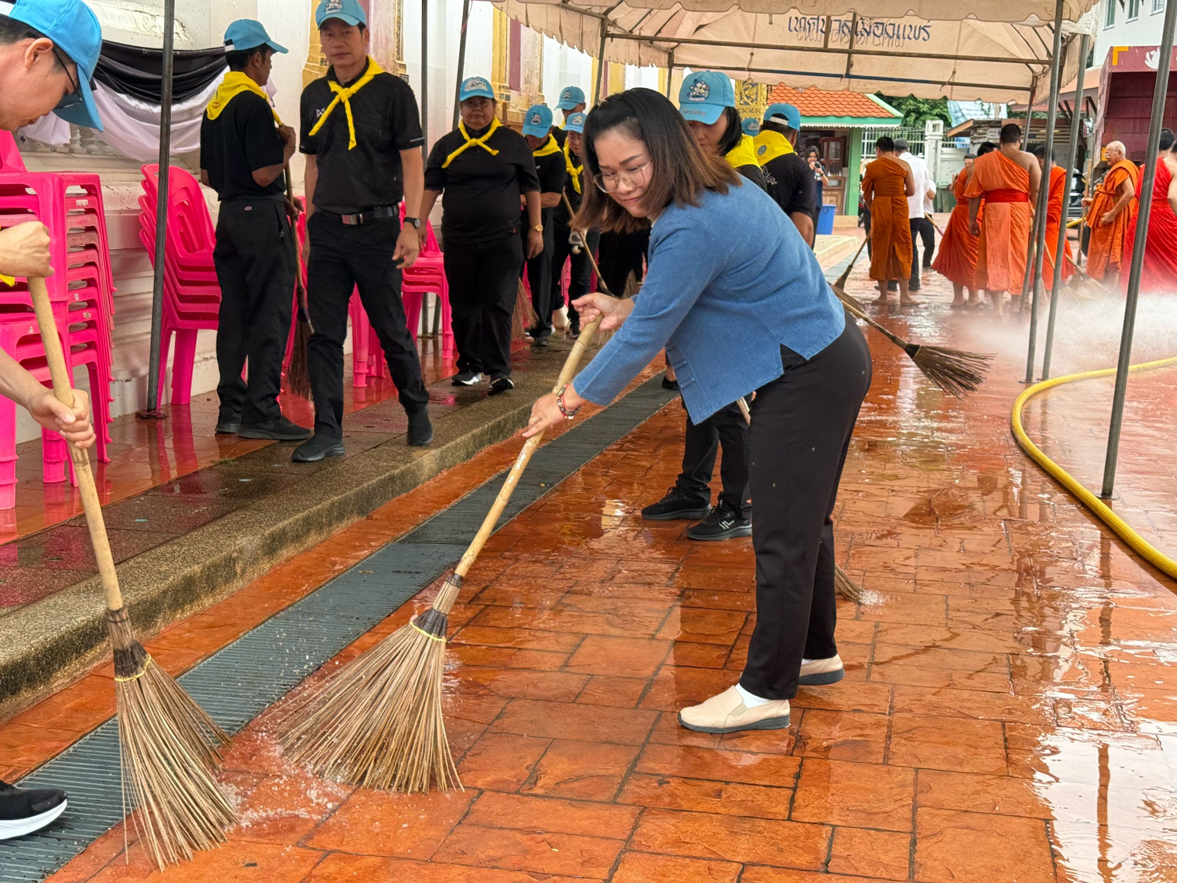 title - ส.ป.ก.แพร่  เข้าร่วมพิธีเจริญพระพุทธมนต์ เจริญจิตภาวนาและกิจกรรมร่วมพลังสร้างสัปปายะสู่วัดด้วย วิถี 5ส